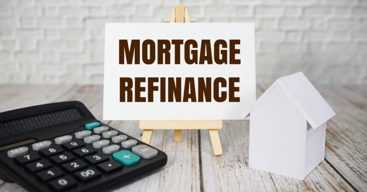 2025 Mortgage Refinancing Strategies: Lower Rates, Shorter Terms, Bigger Savings
